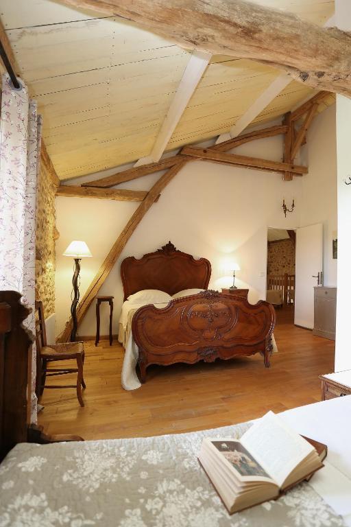 Chambres D'Hotes Leone Haute Saint-Avit-Riviere Room photo